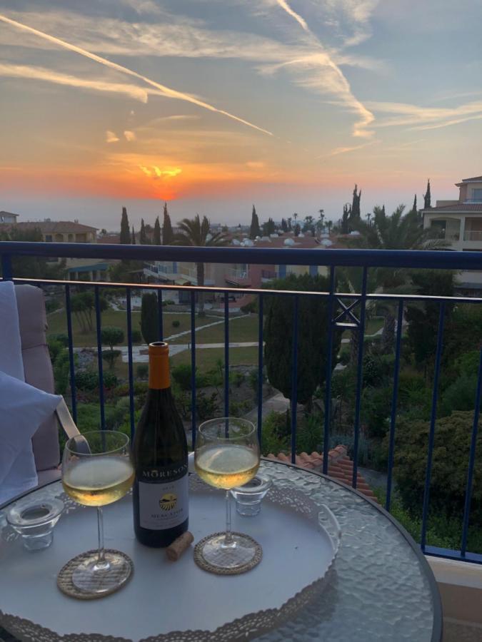 Regina Gardens, Phase 1 Apartment Paphos Bagian luar foto