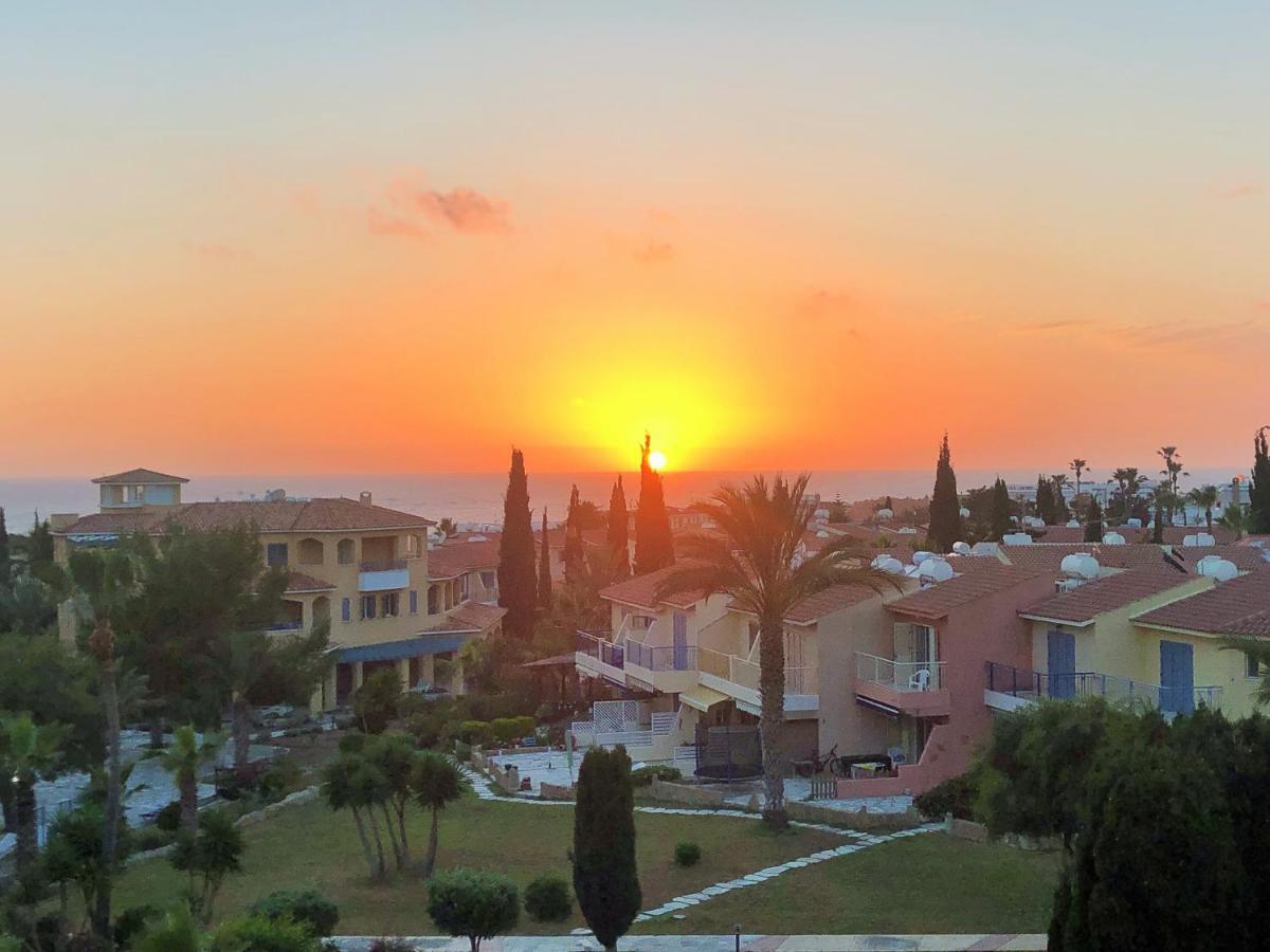 Regina Gardens, Phase 1 Apartment Paphos Bagian luar foto